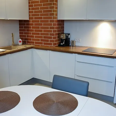 Starowka - Riverside Apartment