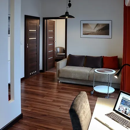 Starowka - Riverside Apartment
