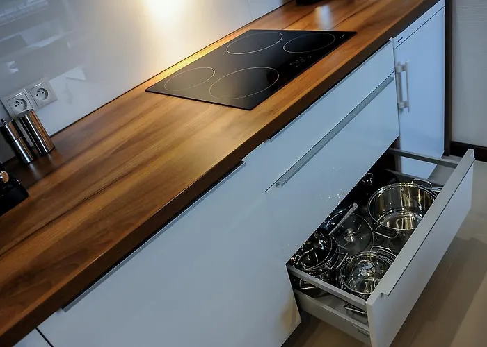 Starowka - Riverside Apartment *